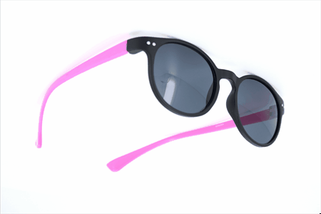 Solbrille mat sort, lyserøde stænger